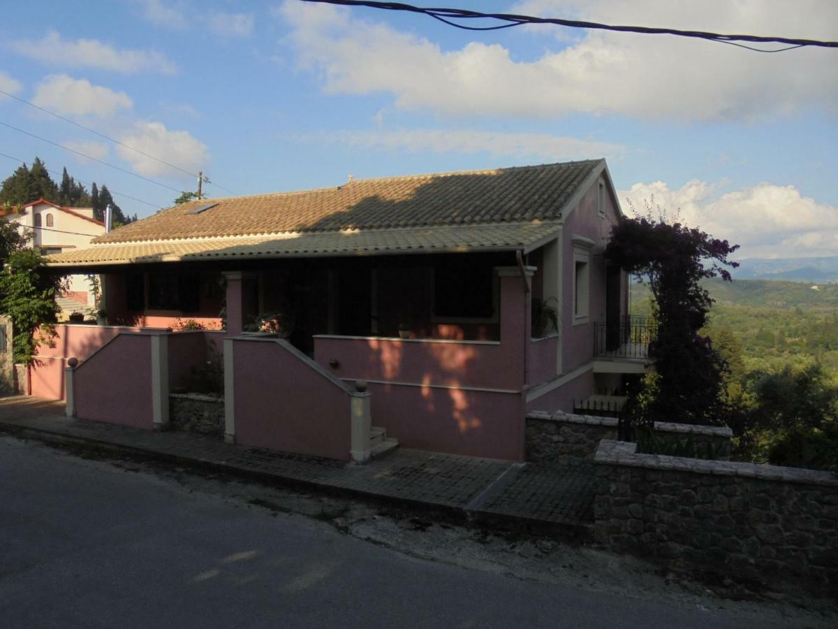 הוילה Magouládes Hillsidehouse מראה חיצוני תמונה
